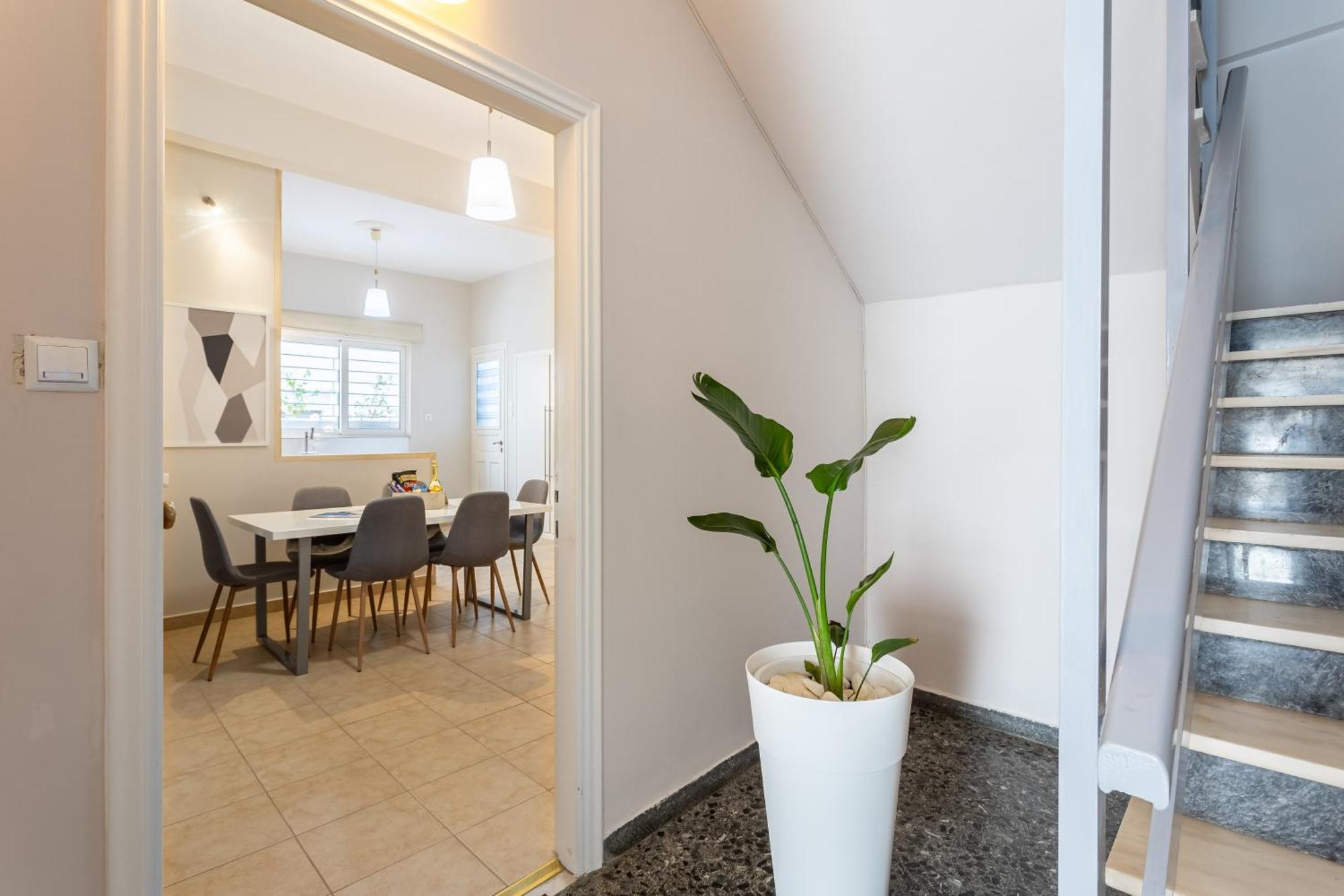 A Homes Greece - Urban Garden Retreat קלמאטה מראה חיצוני תמונה