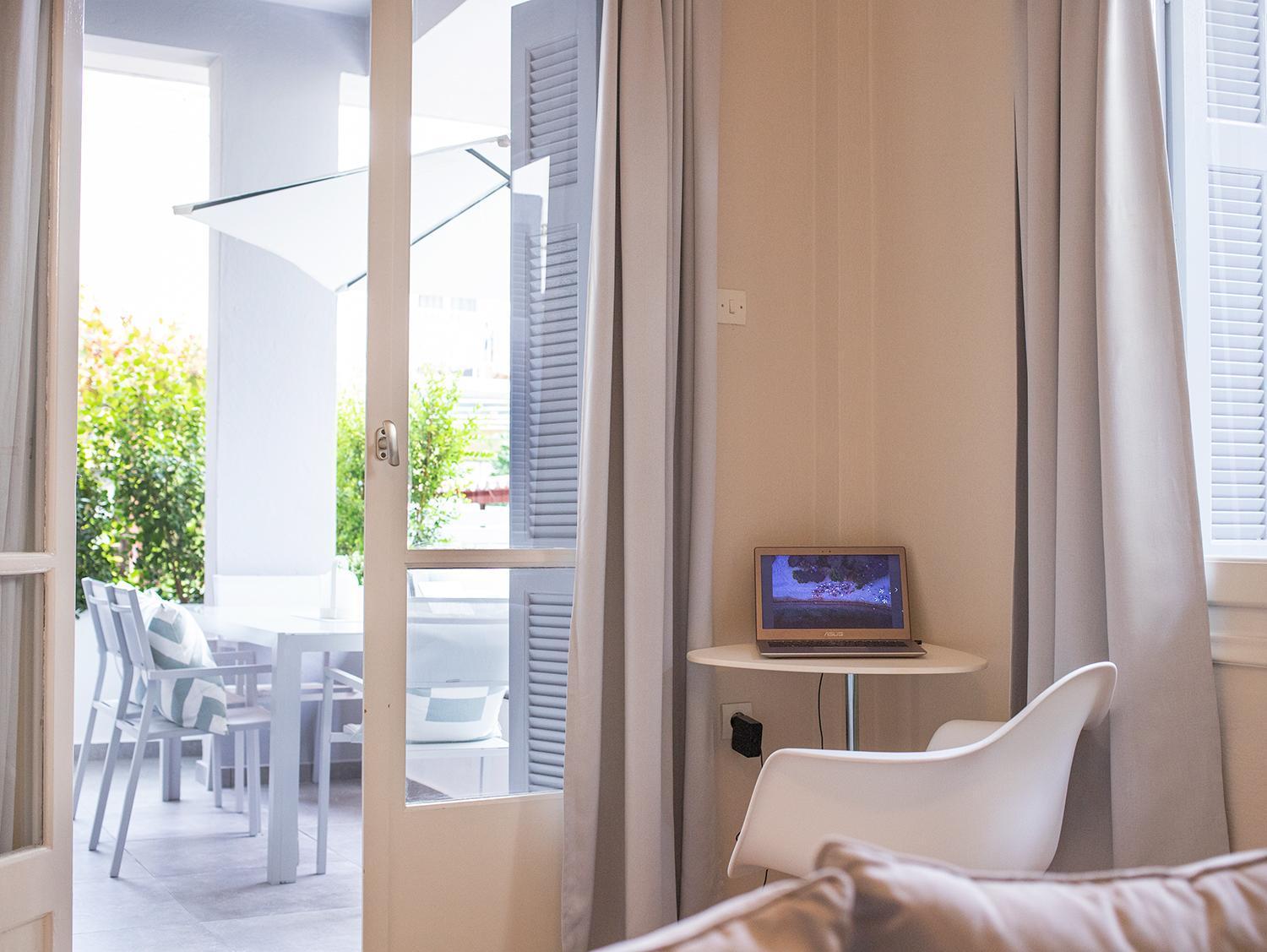A Homes Greece - Urban Garden Retreat קלמאטה מראה חיצוני תמונה